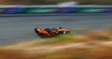 Norris rákapcsolt, odapörkölt a két Mercedesnek a Holland Nagydíj időmérőjén