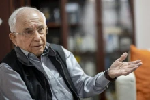„Van, aki mindenféle mocskos hazugsággal támadt” – Vitray Tamás a közmédia meghívásáról