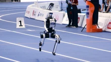 Kínai humanoid robot döntötte meg Usain Bolt 2009-es világcsúcsát 100 méteres futásban