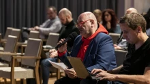 Több úton jutott hirdetési pénz Rogán Antal minisztériumától a Heti TV-hez