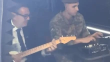 Az új brit miniszterelnök Smiths-számot játszott egy ukrán katonazenekarral - videó