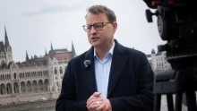 Hazatérne a korábban Orbán Viktor által Magyarországra menekített Marcin Romanowski