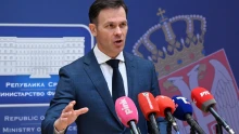 Közel egymilliárd eurót oszt szét Belgrád közvetlenül a szerb választási hajrá előtt