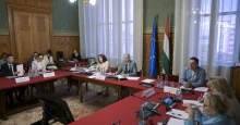 Elstartolt az MNB-s visszaéléseket vizsgáló parlamenti bizottság, a tiszás elnök komoly munkát ígér