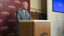 Indul az MNB-alapítványok vizsgálata, Matolcsy Györgyöt és fiát is a bizottság elé hívhatják