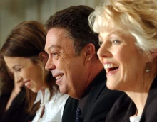 Meghalt Tim Curry, a Rocky Horror Picture Show és az Az színésze