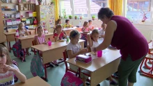 Tanárbérek és sztrájk: Rétvári szerint a Tisza-kormány csak ígérget