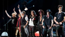 Alice Cooper és Johnny Depp közösen mozgatja meg Budapestet!