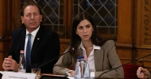 Szentkirályi az augusztus 20-i közbeszerzésről: Az új ÁVH első korrupciós vizsgálatának tárgya ezzel meg is lehet