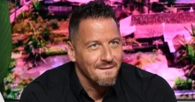 Vastag Csaba részegen olyat tett, ami még őt is meglepte: több százezer forintja bánta - "Sose tudtam csak egy sört kérni"