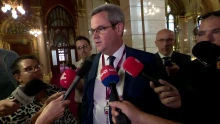 Fideszes képviselő: Nevetséges Radnai Márk magyarázkodása