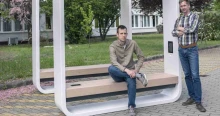 Már a NASA-nál is kipróbálható a budakalászi okosbútor-gyártó padja