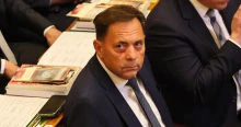 Nézd, Pócs János arcát. Magyar Péter súlyos szavakkal tett közlést a Parlamentben, mindenki elnémult