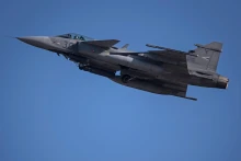 Riasztották a kecskeméti Gripeneket