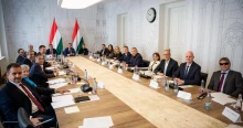 Vége a birodalomnak: így osztják szét a NER alapítványi vagyonát a Tisza-kormány minisztériumai