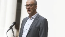 Nyílt levélben kérnek sürgős egyeztetést, kiszámítható finanszírozást Tarr Zoltántól a magyar kulturális élet képviselői