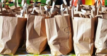 Tavalyhoz képest boldogság töltheti el a vásárlókat a Lidl, a Penny és az Aldi boltjaiban