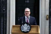 Keir Starmer bejelentette, hogy visszaadja képviselői mandátumát