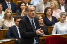Vizsgálatot rendelt el Hegedűs Zsolt az Országos Onkológiai Intézetben