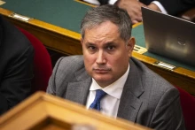 Az MNV 1,4 milliárdot fizetett a Nagy Márton testvéréhez köthető ügyvédi irodának, a kormányváltás után felbontották a szerződésüket