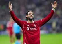 „Hogy mi van?!” – kiakadt a Manchester United sztárja, amikor fia közölte: Szoboszlaiért rajong