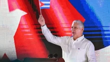 Kuba liberalizálja gazdaságát, de az elit nem adja ki kezéből a hatalmat