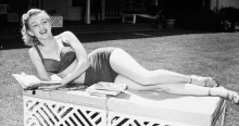 Soha nem látott fotók Marilyn Monroe-ról: ilyen volt a legendás szépség, amikor nem forgott a kamera