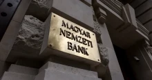 A Transparency International megkapta a jegybank szerződéseit, a 4iG-nek 6 milliárdot, Balásy Gyula cégének 2,4 milliárdot fizetett az MNB