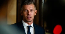 Fontos döntéseket hozott a kormány, Magyar Péter a Sándor-palotába indul, Baka Andrással találkozik
