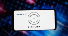 Jön a műholdas mobilkapcsolat a One-on át: de mennyire valós alternatívája a Starlink a vezetékes hálózatoknak?