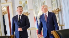 Titokban tartja a legfőbb ügyészi casting részleteit a Magyar Péterrel is találkozó Baka András