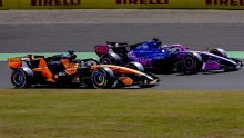 A McLaren és a Red Bull is jól járt, megváltozott a Forma–1-es futam végeredménye
