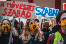 Az SZFE kuratóriumánál nagyott vétózott a minisztérium, az lett az elnök, aki nem szerepelt a szenátusi rangsorban