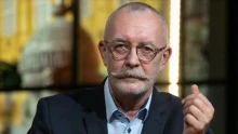 Értesülés: Balhé lett az M5 közvetítéséből, mert Magyar Péter megharagudott – néhány nappal később kirúgták a csatorna igazgatóját