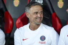 Luis Enrique szerződést hosszabbított a PSG-nél
