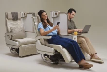Teljesen elektromos, és a magánszférát is védi az Emirates új ülése