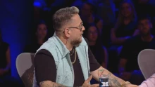 Majka nem kért ByeAlexék kritikáiból: „Itt ül a Savanyú professzor meg a haverja”