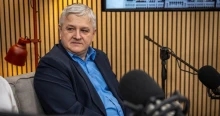 Nagy Attila Tibor: A kormány tagjainak legalább a felét ki kéne rúgni