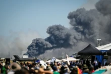 Vadászbombázó zuhant le Athén közelében egy légibemutatón (videó)