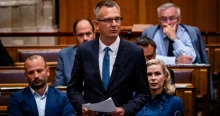 „A pedagógusok nem politikai kampánykellékek” – kifakadt a PDSZ elnöke Rétvári Bence szavai után