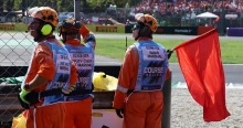 Könnyek között az olaszok: bődületesen nagy balesetet szenvedett Charles Leclerc Monzában – videó!