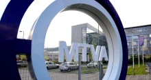 „Netflix-kormányzás”: hétfőtől az M1 is élőben adja a parlament üléseit