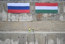 A Roszatom belső dokumentuma szerint nem mondtak igazat, tovább csúszik a Paks 2 beruházás