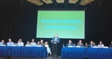 Gyorsan botrányba fulladt Debrecen évek óta első, akkugyártással foglalkozó közmeghallgatása