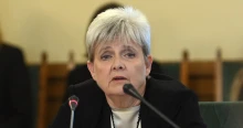 Lannert Judit felmentette a csepeli iskolaigazgatót, aki gyermekbántalmazási ügyben érintett gyógypedagógust alkalmazott
