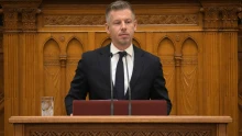 Magyar Péter a tatárjáráshoz mérte az Orbán-kormány pusztítását, leszögezte, az új magyar állam nem épülhet az emberek kizsigerelésére