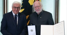 Az egyik legnagyobb német állami kitüntetést kapta meg Krasznahorkai László Berlinben