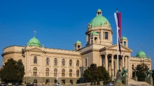 Előrehozott parlamenti választás jön Szerbiában