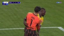 Gulácsi Péterrel a kapuban kapott ki a Villarreal a Dortmundtól