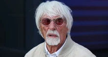 Lerohanták a rendőrök a reptéren a 95 éves Bernie Ecclestone-t: óriási balhé tört ki az egykori F1-vezér miatt, le is tartóztatták